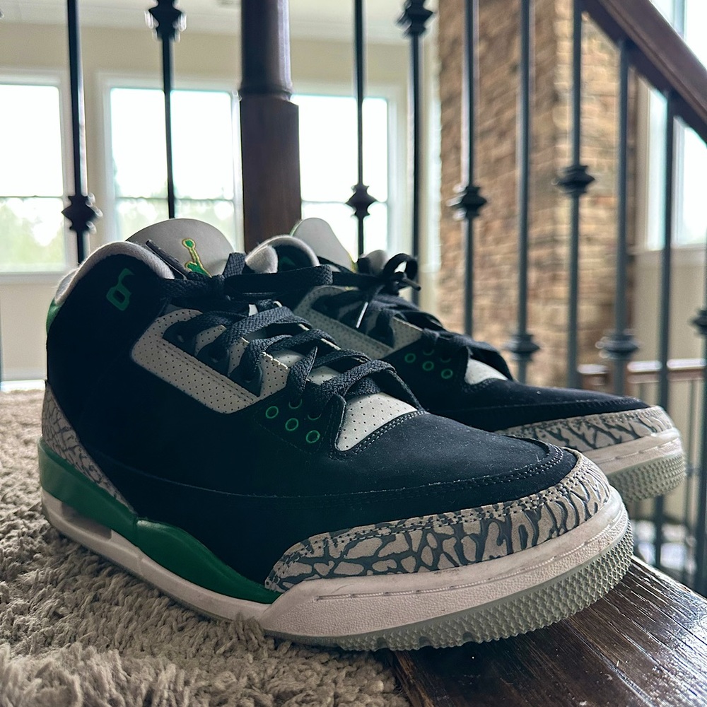 PINE GREEN air jordan retro 4s